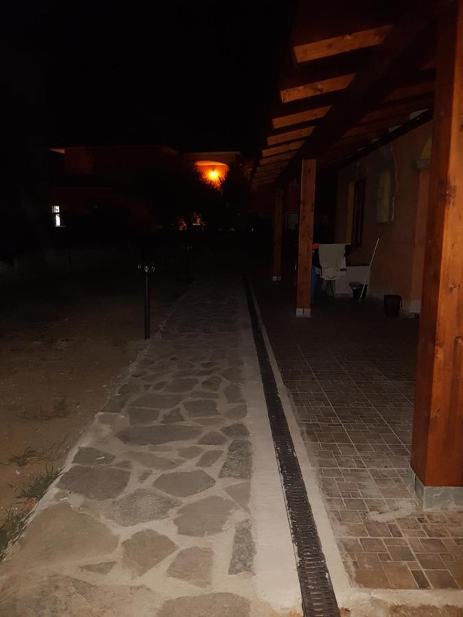San Teodoro Centro Villa ภายนอก รูปภาพ